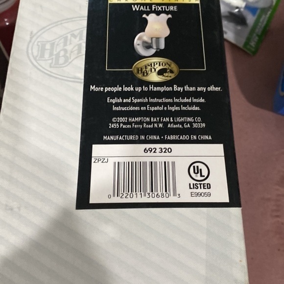 Hampton Bay wall fixture (set of 2) - Picture 5 of 5